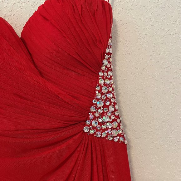 XSCAPE red strapless maxi dress for special occasion. Size 0 - Picture 3 of 6